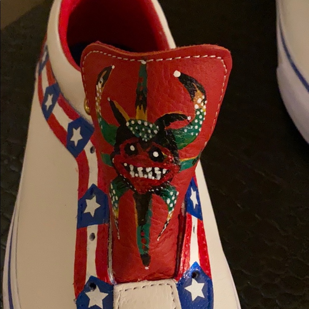 Custom designed Puerto Rican Vans - Picture 2 of 6